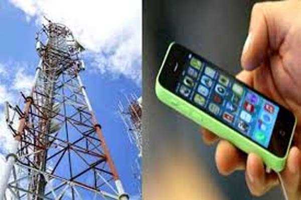 कश्मीर में बहाल हुई मोबाइल इंटरनेट सेवा